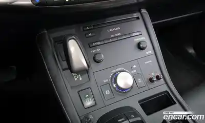 Lexus CT200h 2015 1.8 гидро, миниатюра 9