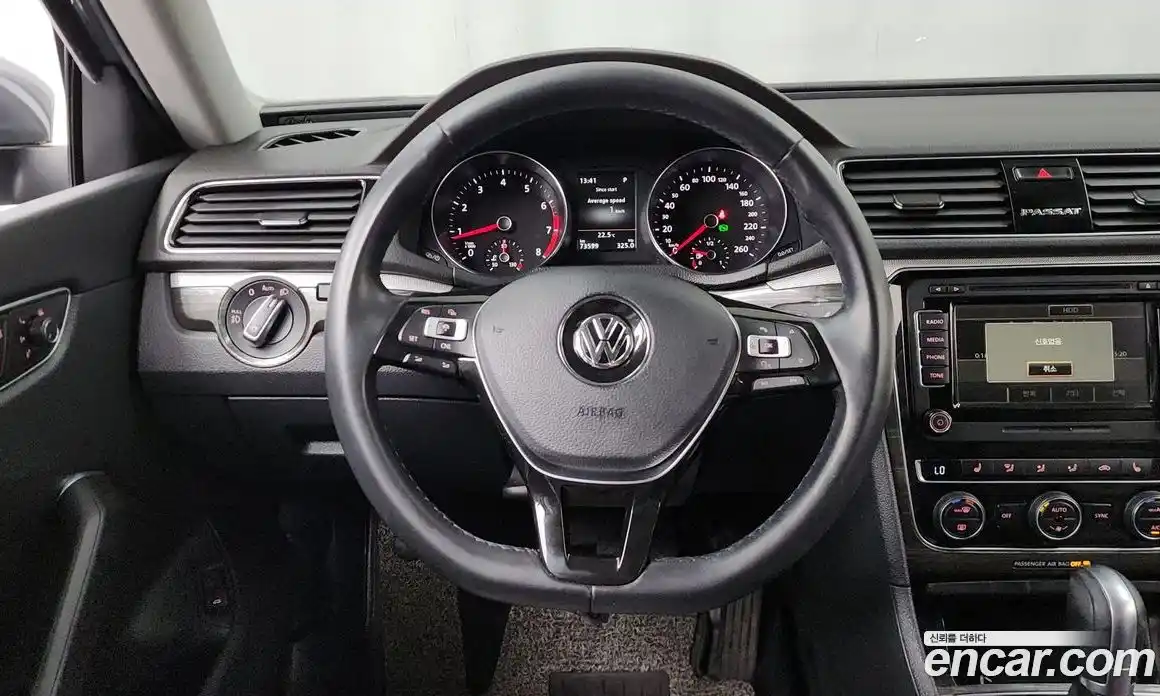 Volkswagen Passat 2018 2.0 автомат (гидро), фото 19