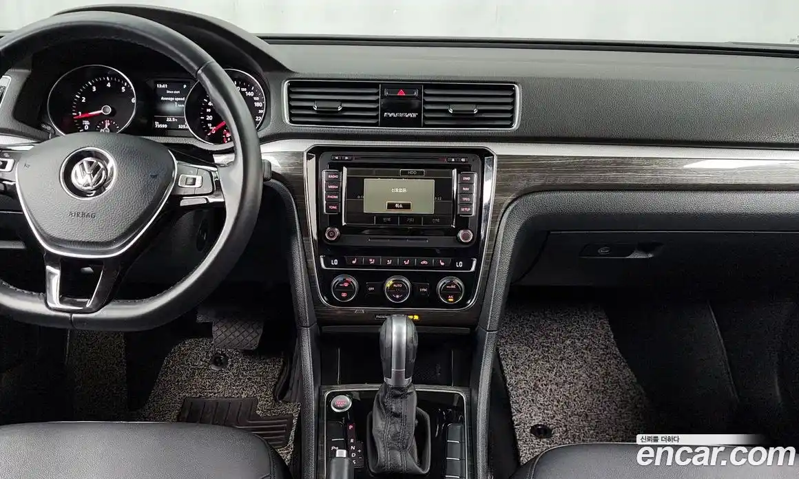 Volkswagen Passat 2018 2.0 автомат (гидро), фото 20