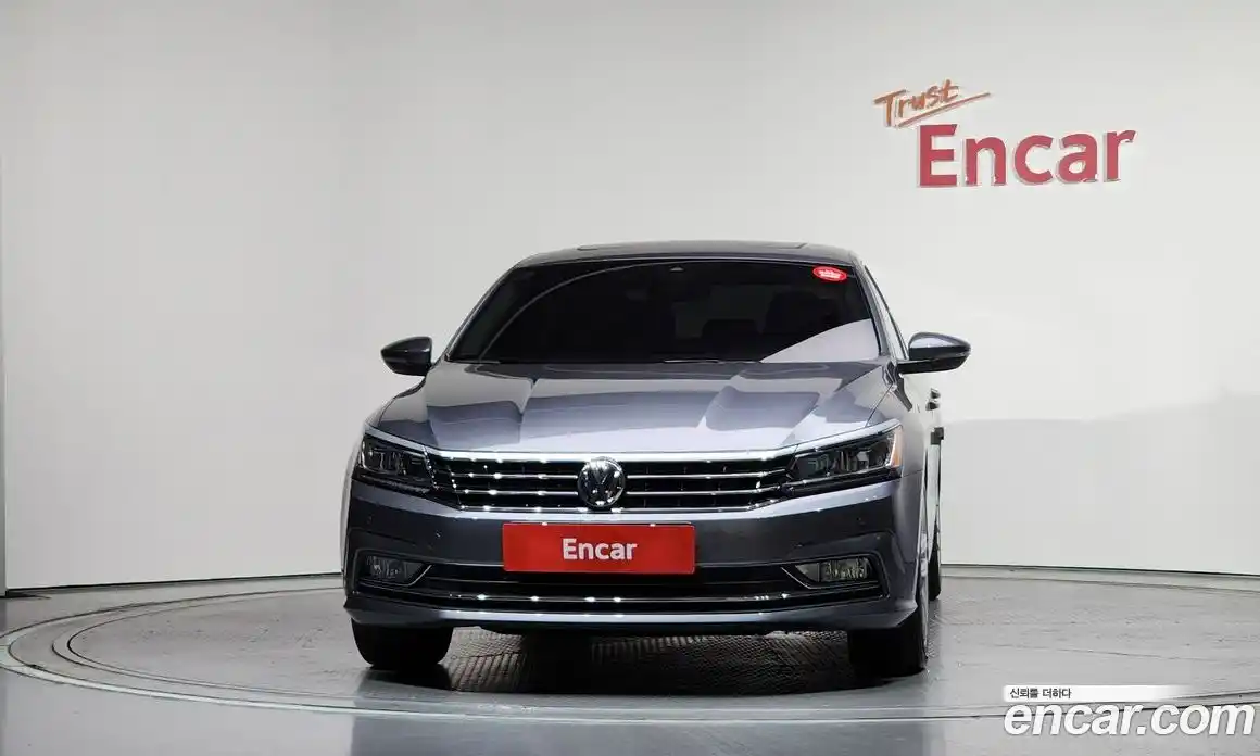 Volkswagen Passat 2018 2.0 автомат (гидро), фото 3