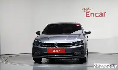 Volkswagen Passat 2018 2.0 автомат (гидро), миниатюра 3