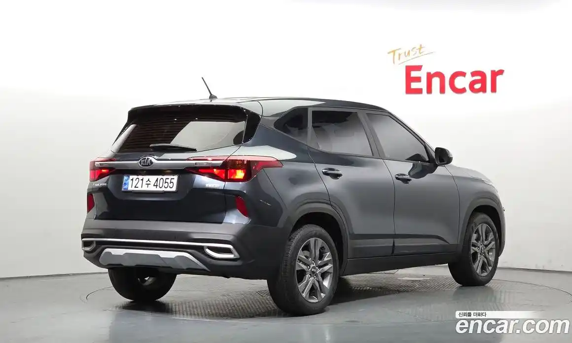 Kia Seltos 2021 1.6 гидро, фото 2