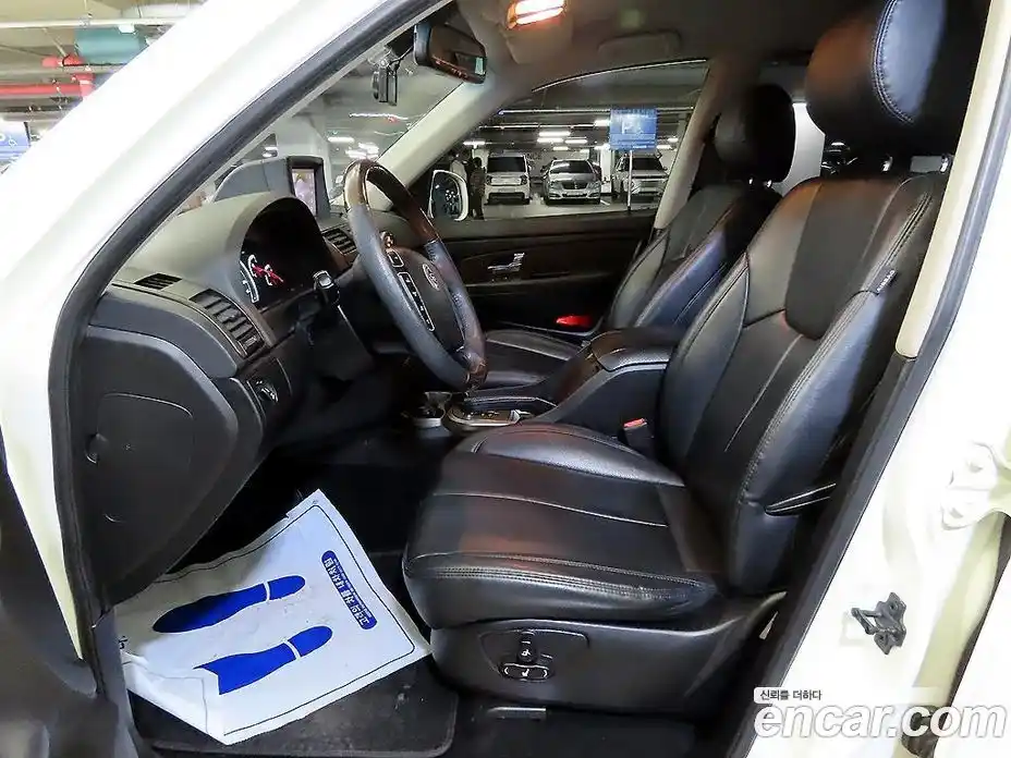 SsangYong Rexton 2013 2.0 автомат (гидро), фото 6