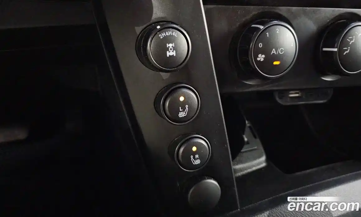 SsangYong Korando 2015 2.0 автомат (гидро), фото 22