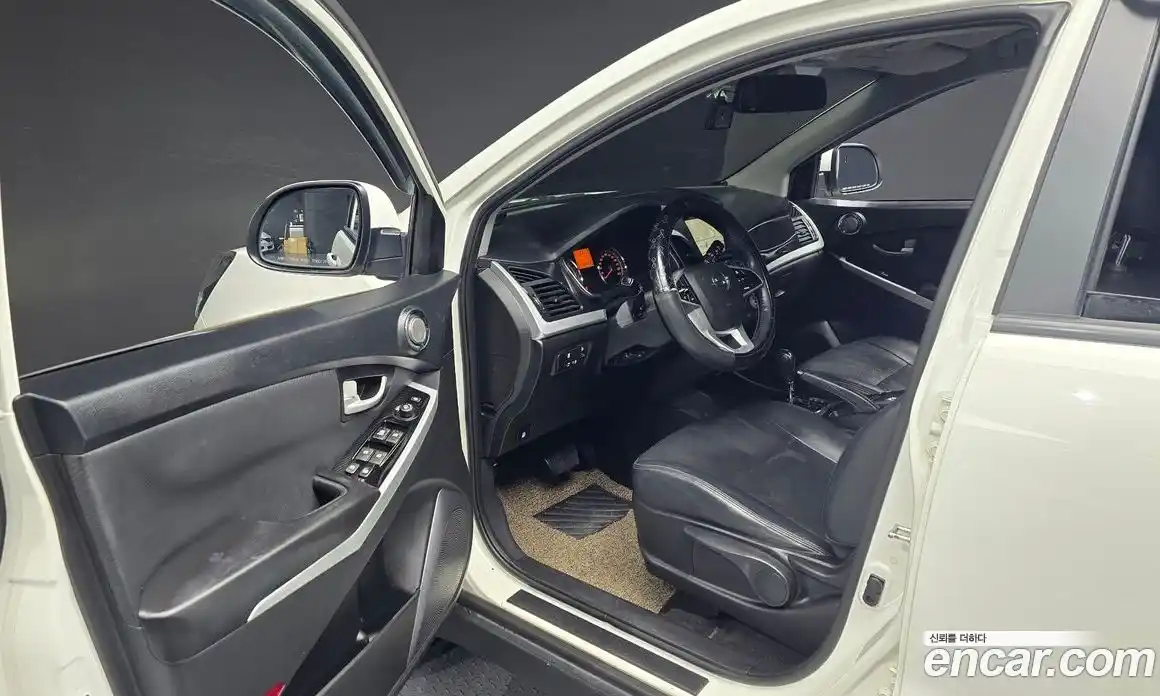 SsangYong Korando 2017 2.2 автомат (гидро), фото 11 SsangYong Korando 2017 2.2 автомат (гидро), фото 11