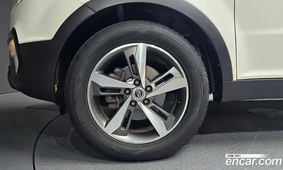 SsangYong Korando 2017 2.2 автомат (гидро), фото 5 SsangYong Korando 2017 2.2 автомат (гидро), фото 5