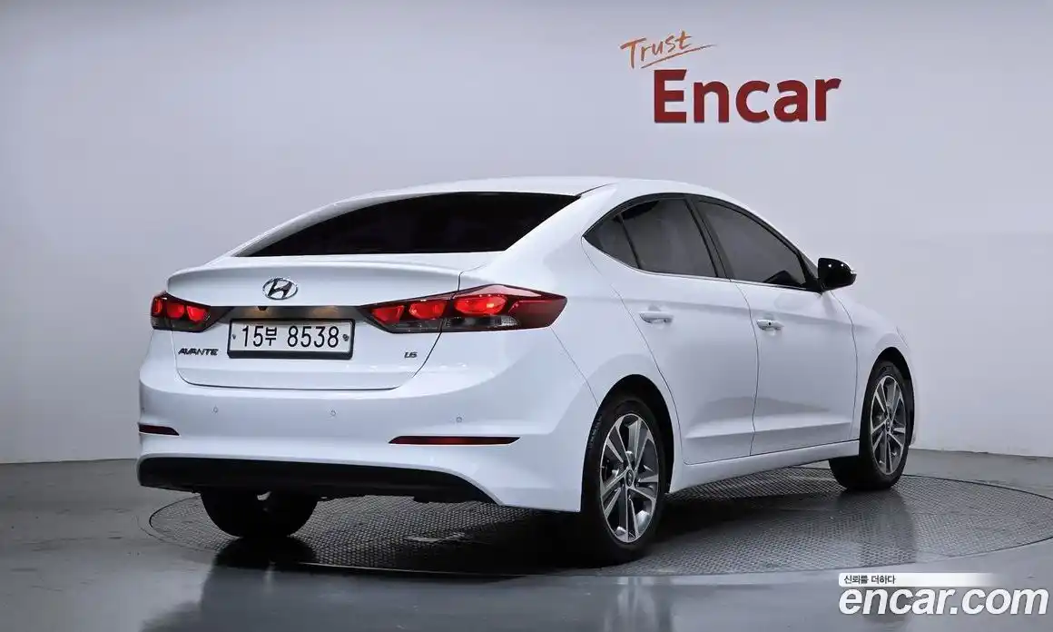 Hyundai Avante 2017 1.6 гидро, фото 2