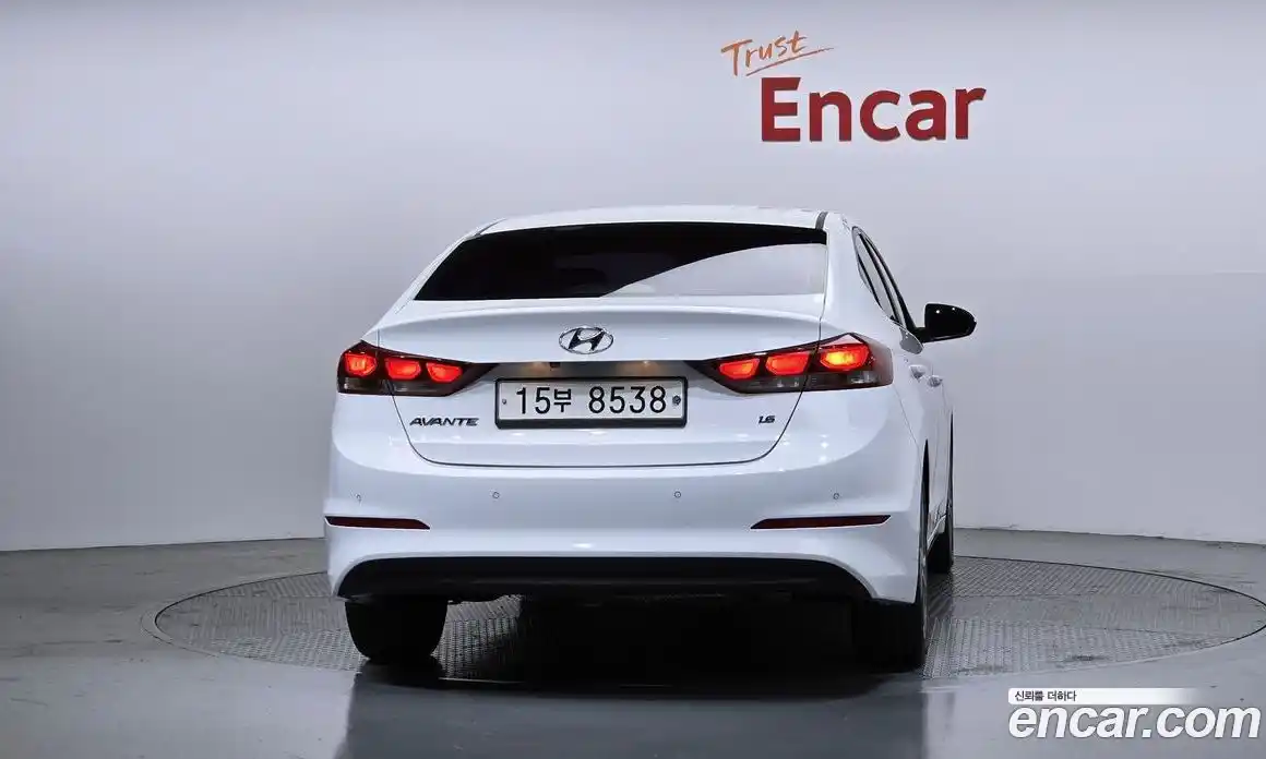 Hyundai Avante 2017 1.6 гидро, фото 4