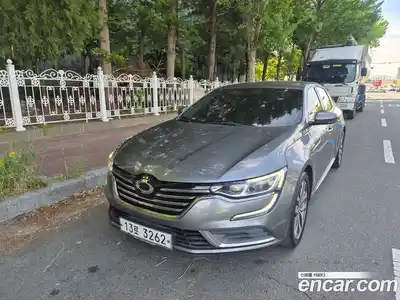 Renault SM6
