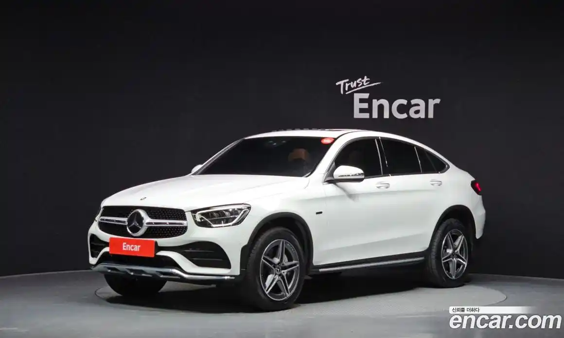 Mercedes-Benz GLC-Class 2021 2.0 автомат (гидро), фото 1