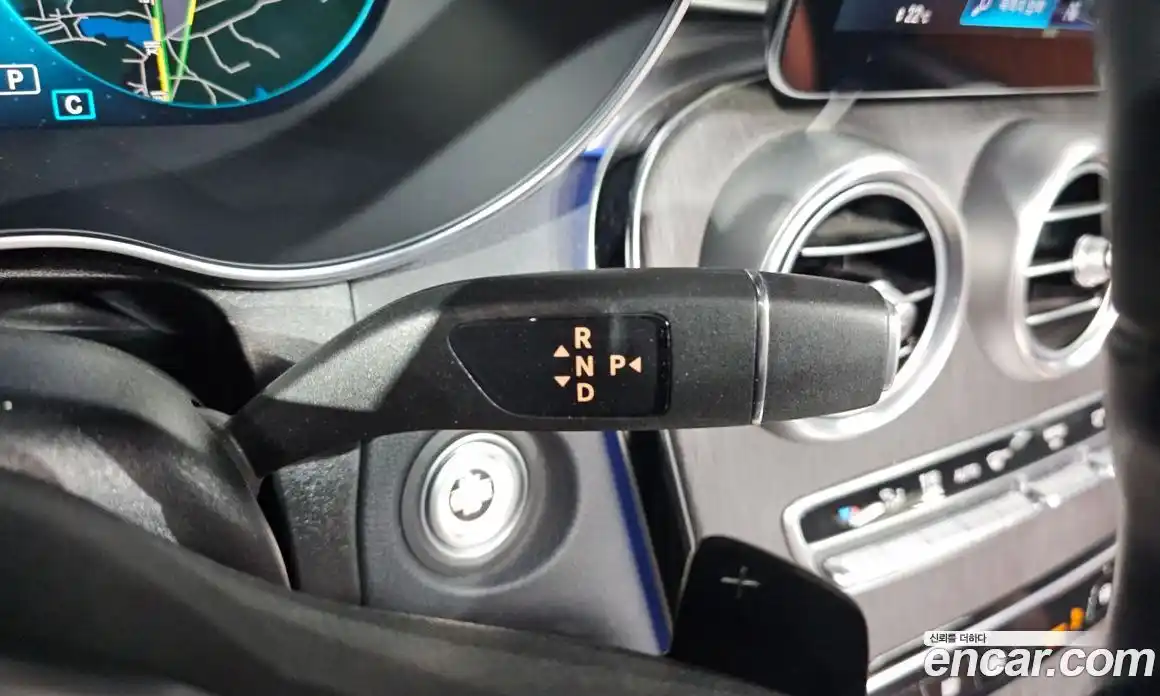 Mercedes-Benz GLC-Class 2021 2.0 автомат (гидро), фото 9