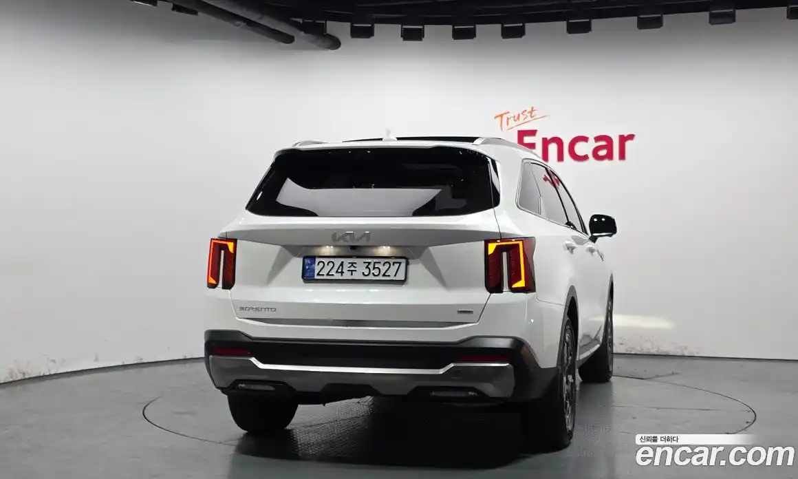 Kia Sorento 2024 1.6 гидро, фото 4
