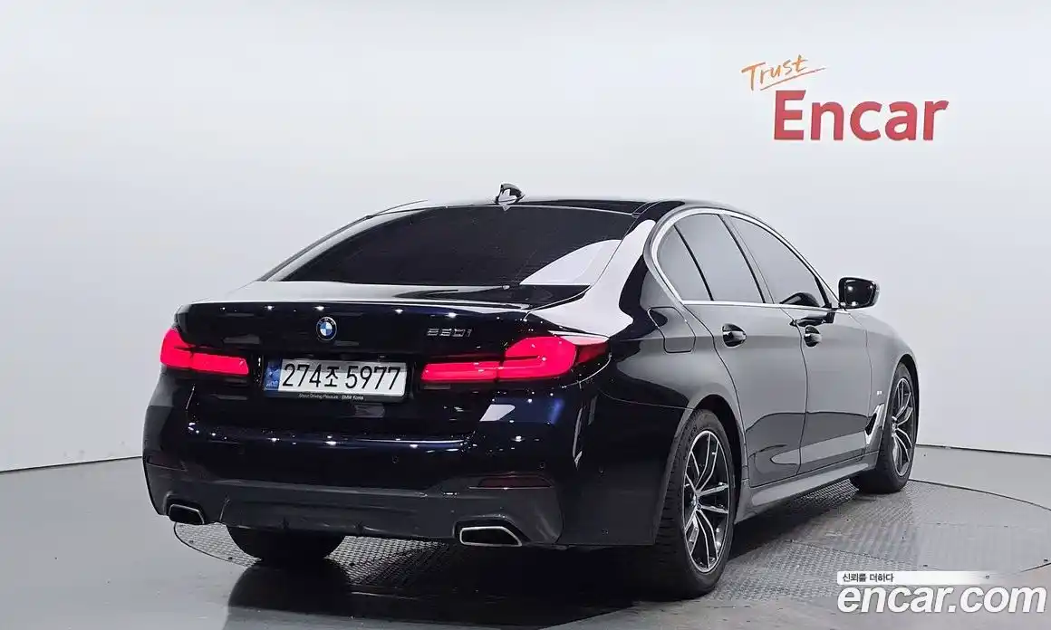 BMW 5 серия 2022 2.0 автомат (гидро), фото 2