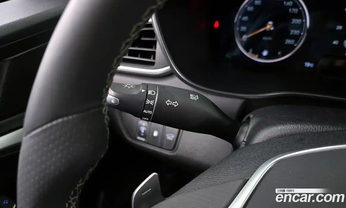 Genesis G70 2022 2.0 гидро, фото 23