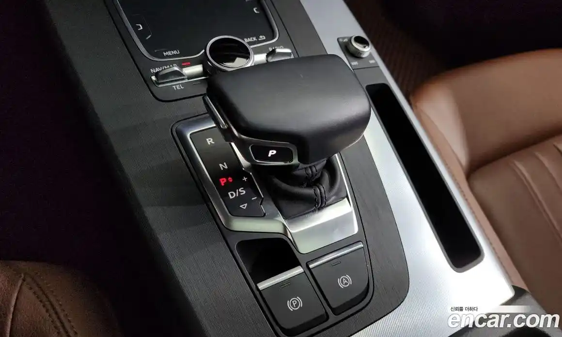 Audi Q5 2020 2.0 гидро, фото 9