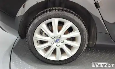 Volvo V40 2016 2.0 автомат (гидро), миниатюра 5