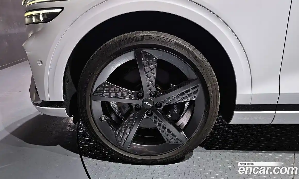 Genesis GV70 2022 2.5 гидро, фото 5