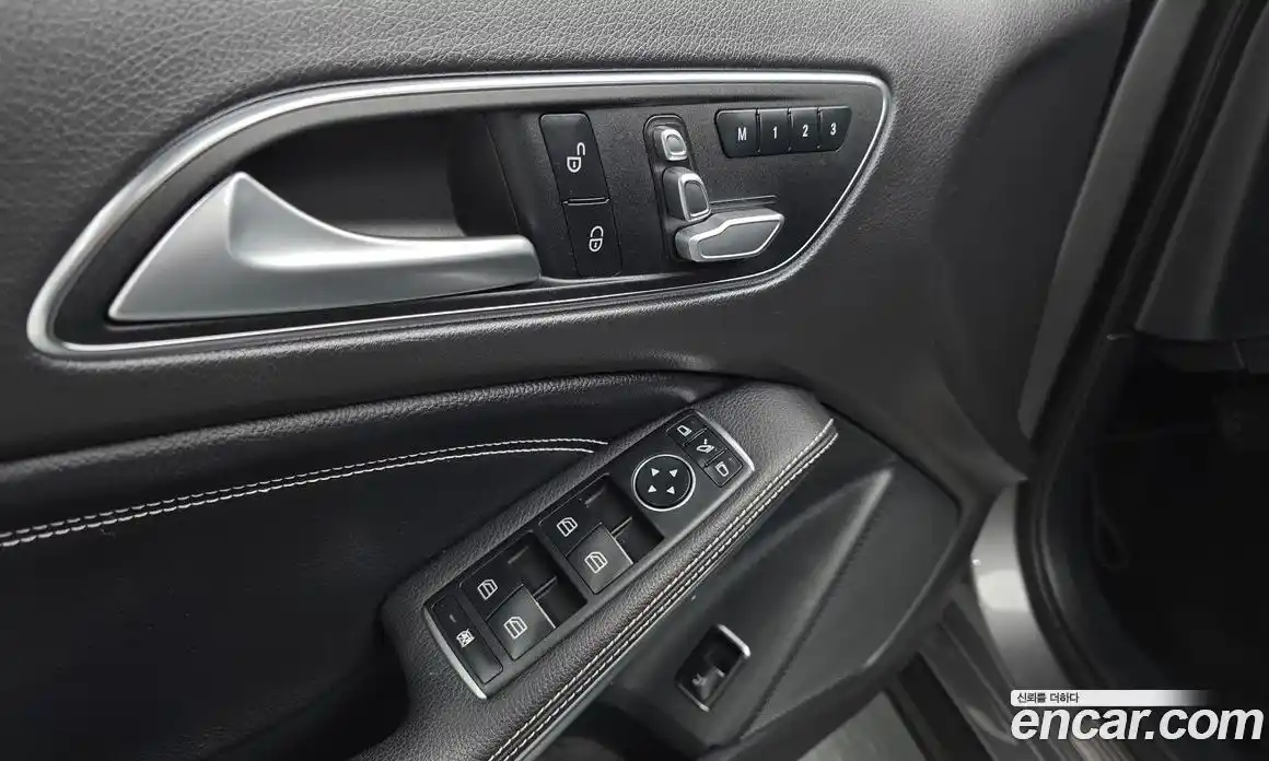 Mercedes-Benz GLA-Class 2019 2.0 гидро, фото 18