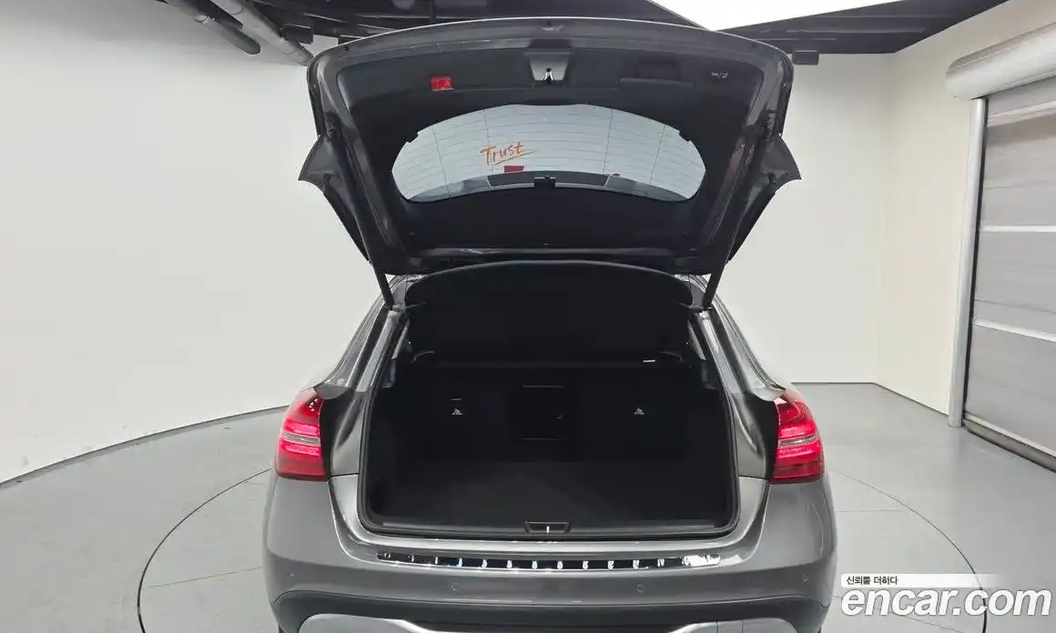 Mercedes-Benz GLA-Class 2019 2.0 гидро, фото 20