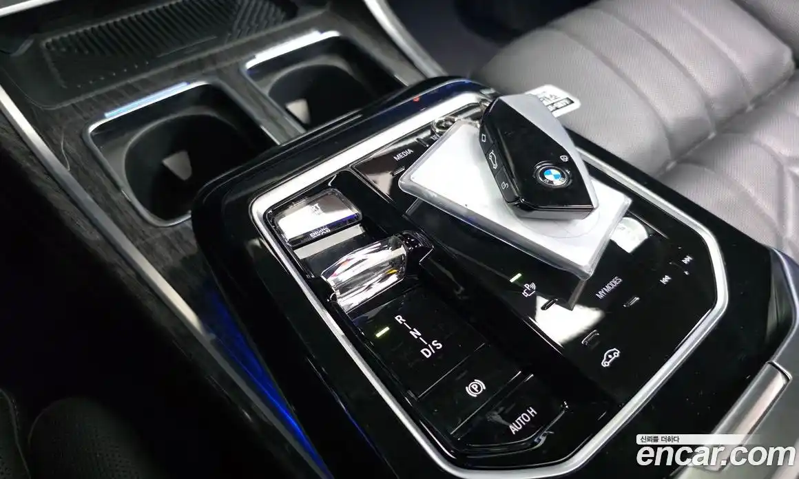 BMW 7-Series 2023 3.0 гидро, фото 12