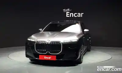 BMW 7-Series 2023 3.0 гидро, миниатюра 3