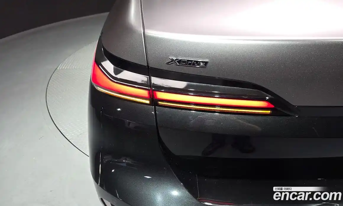 BMW 7-Series 2023 3.0 гидро, фото 9