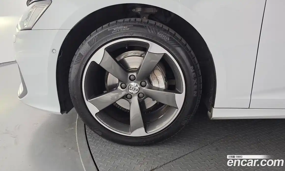 Audi A6 2020 2.0 гидро, фото 5