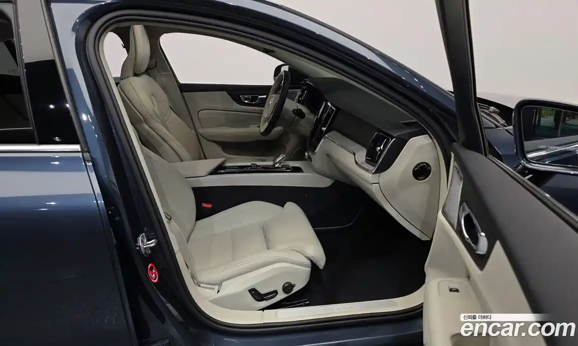 Volvo S60 2021 2.0 автомат (гидро), фото 11
