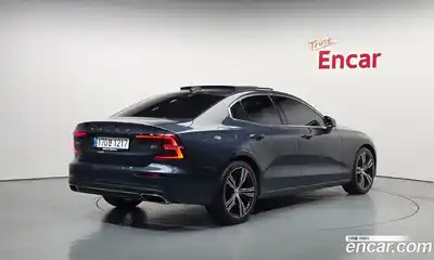 Volvo S60 2021 2.0 автомат (гидро), миниатюра 2