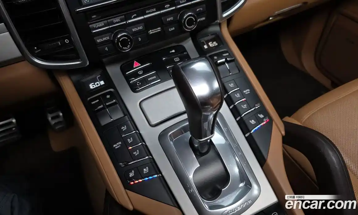Porsche Cayenne 2011 4.8 автомат (гидро), фото 9