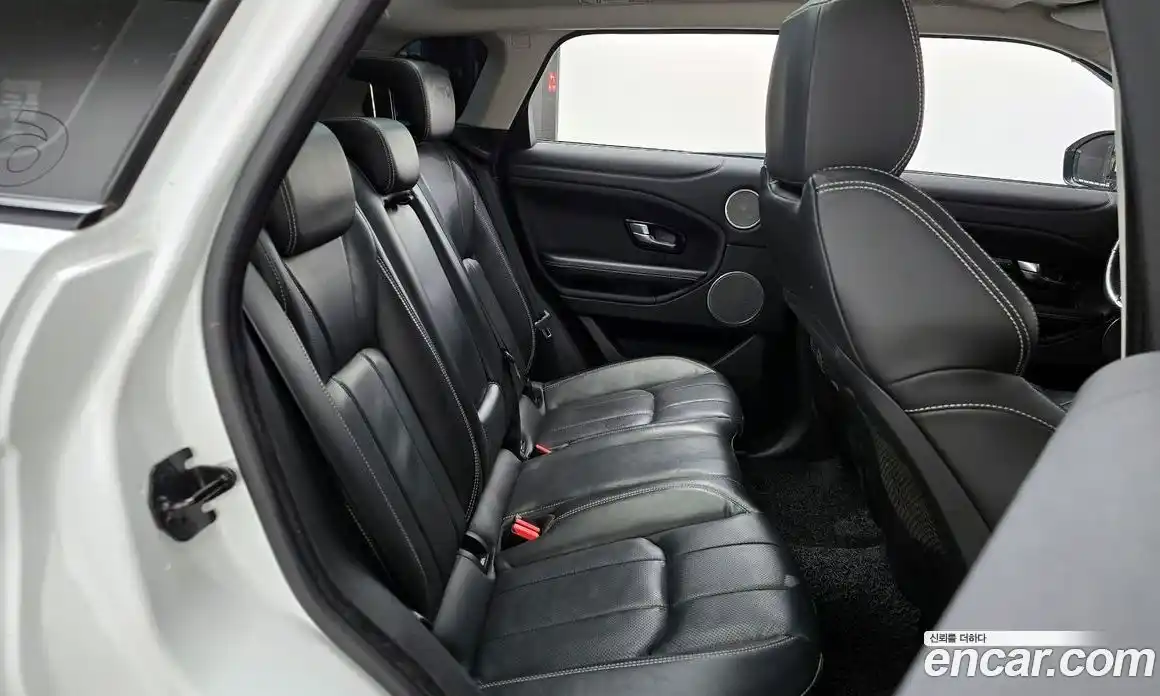 Land Rover Range Rover Evoque 2016 2.0 автомат (гидро), фото 11