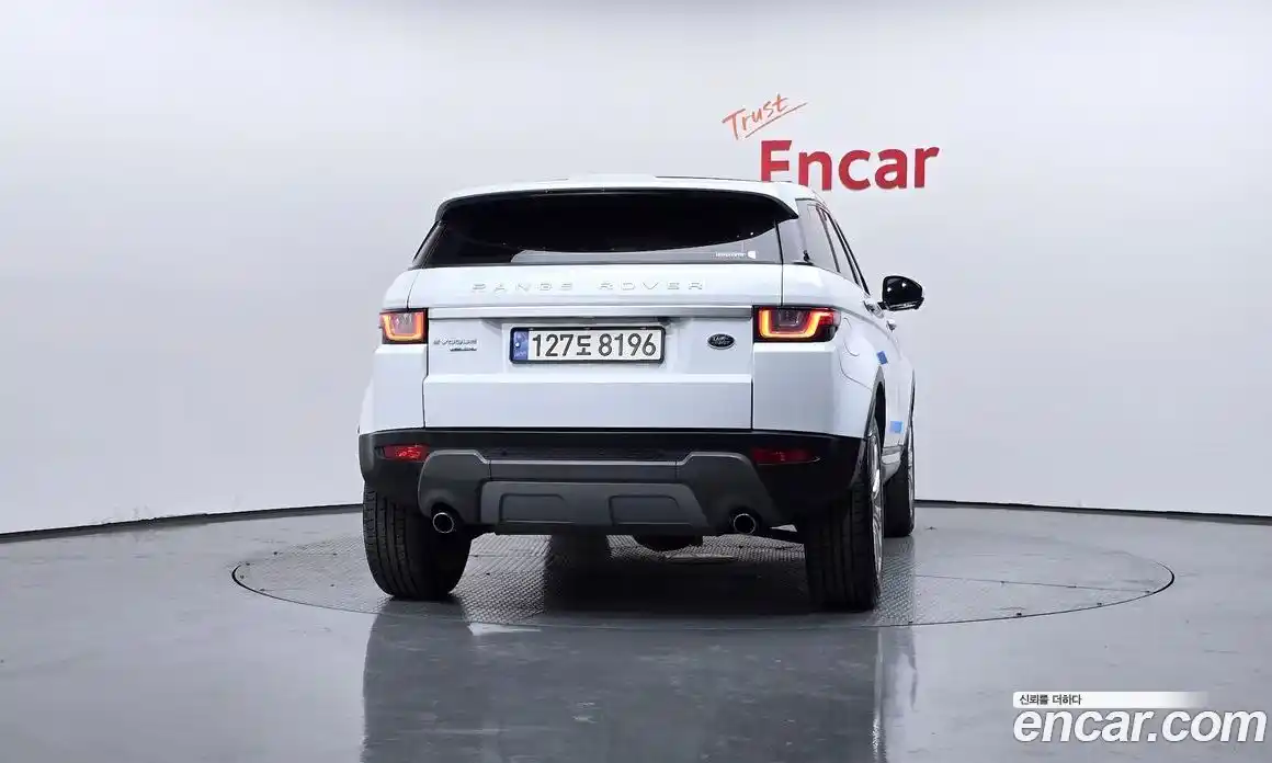 Land Rover Range Rover Evoque 2016 2.0 автомат (гидро), фото 4