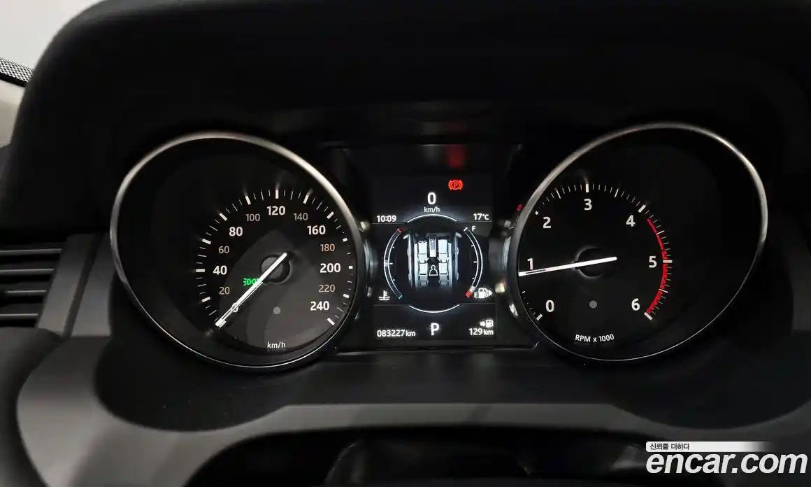 Land Rover Range Rover Evoque 2016 2.0 автомат (гидро), фото 8