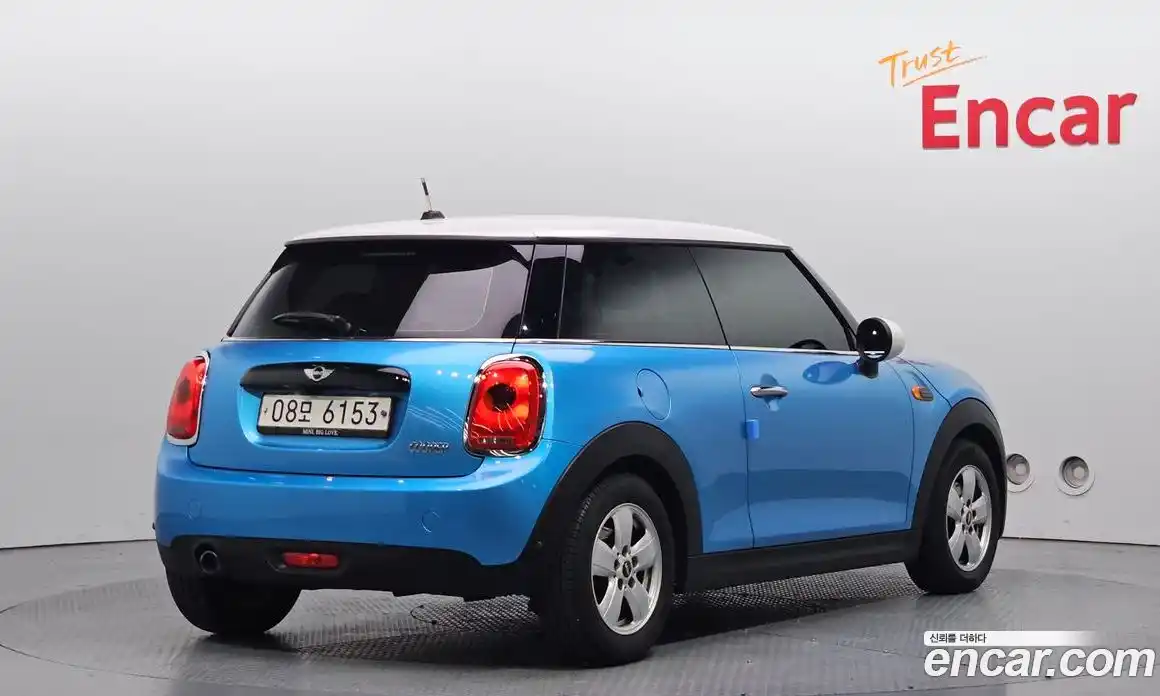 Mini Cooper 2017 1.5 автомат (гидро), фото 2
