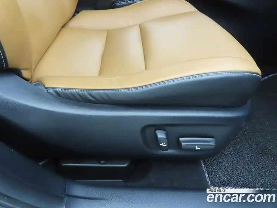 Lexus CT200h 2015 1.8 гидро, фото 13