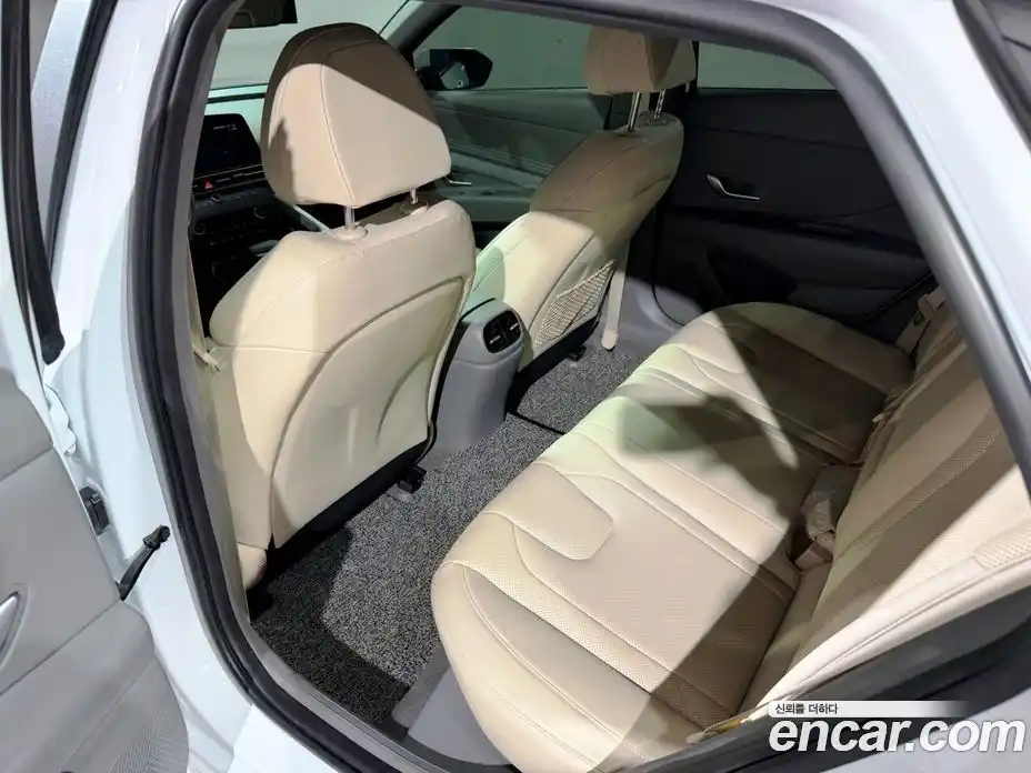 Hyundai Avante 2023 1.6 гидро, фото 7