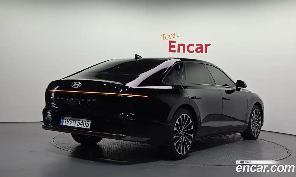 Hyundai Grandeur 2024 1.6 гидро, фото 2
