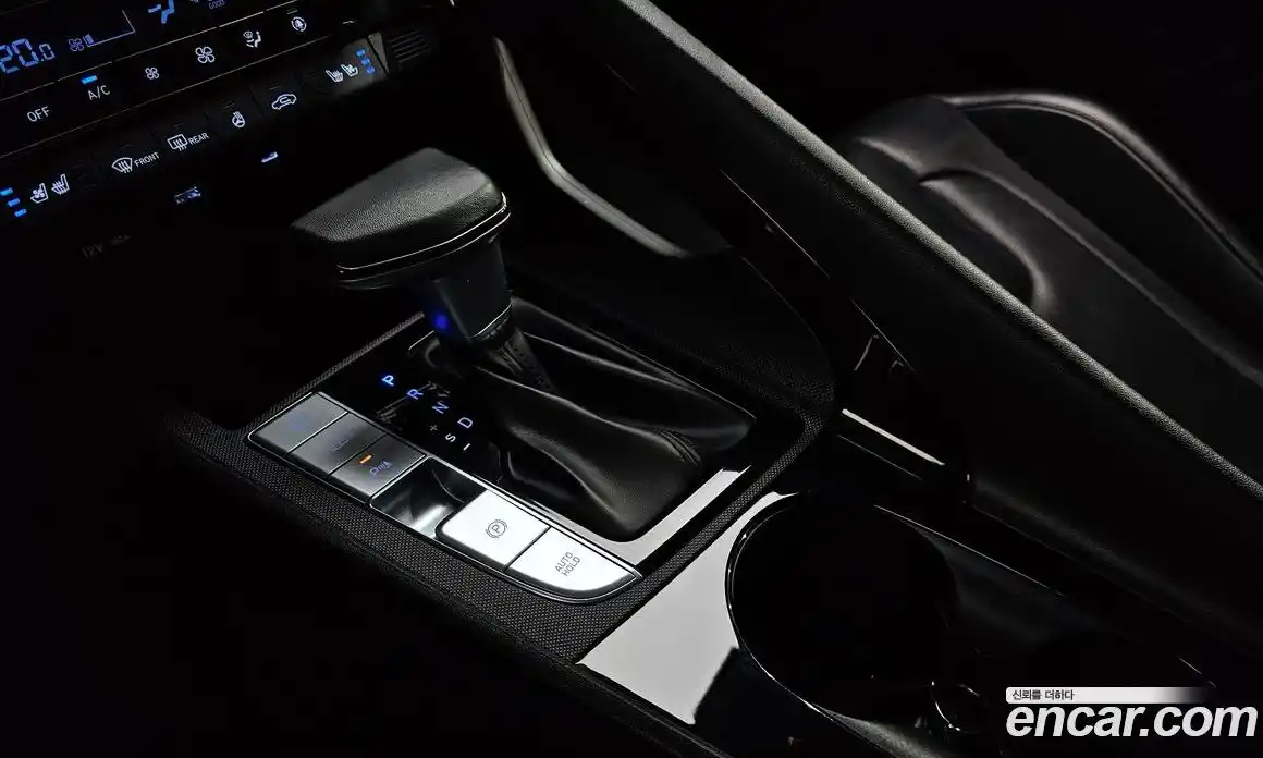 Hyundai Avante 2024 1.6 гидро, фото 12