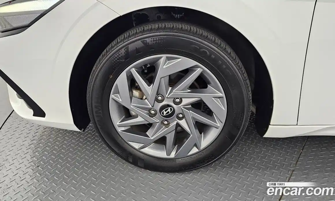 Hyundai Avante 2024 1.6 гидро, фото 5