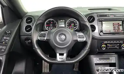 Volkswagen Tiguan 2013 2.0 автомат (гидро), миниатюра 12