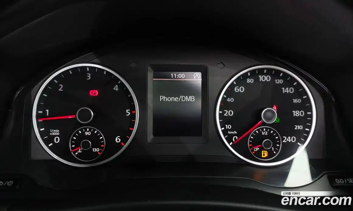 Volkswagen Tiguan 2013 2.0 автомат (гидро), фото 8