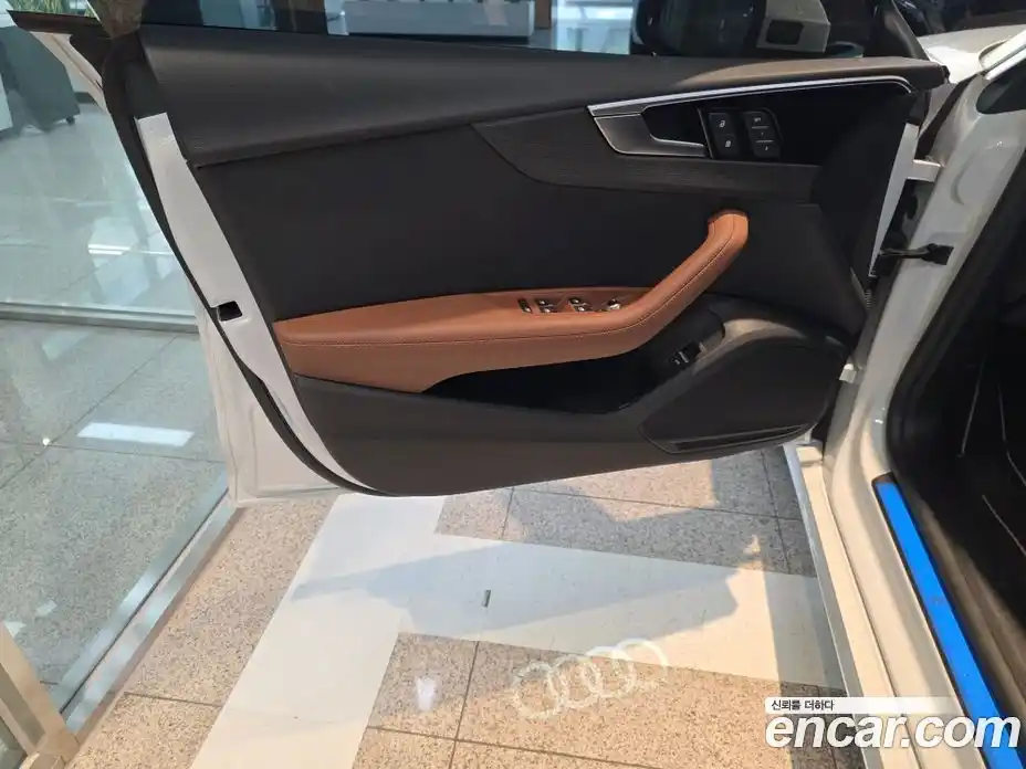 Audi A5 2023 2.0 гидро, фото 11