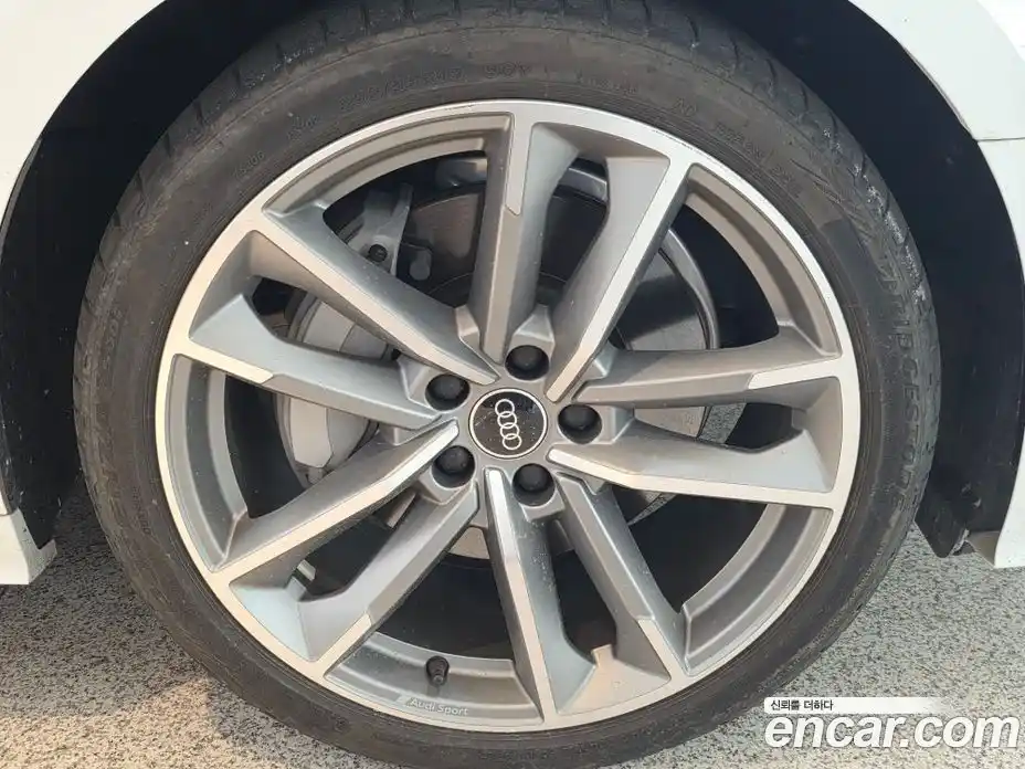Audi A5 2023 2.0 гидро, фото 5
