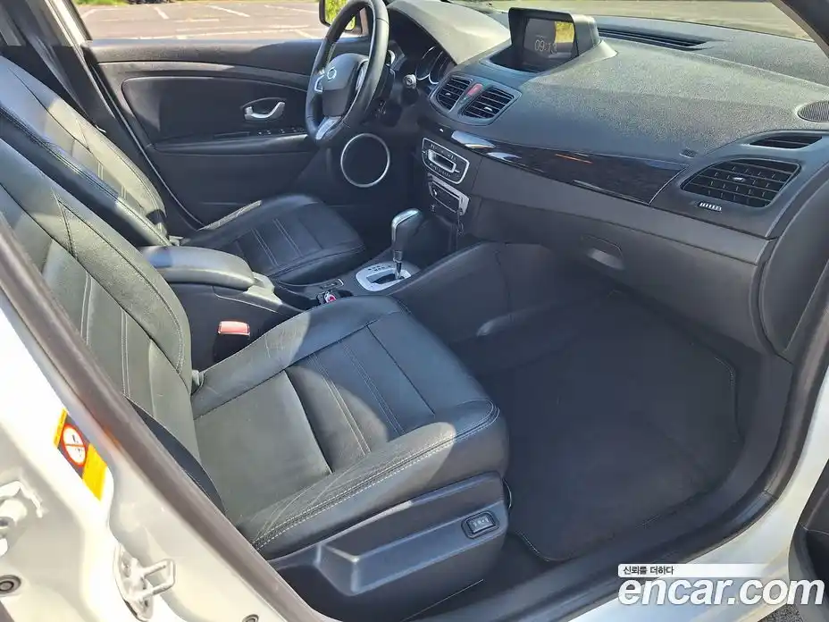 Renault SM3 2014 1.6 гидро, фото 10