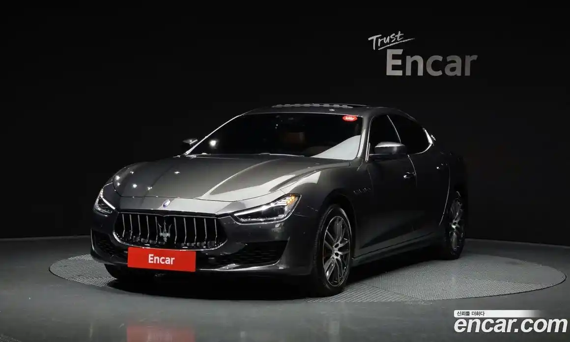 Maserati Ghibli 2018 3.0 гидро, фото 1
