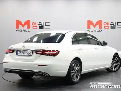 Mercedes-Benz E-Class 2023 2.0 гидро, миниатюра 2