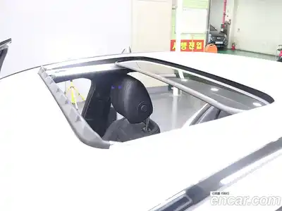 Mercedes-Benz E-Class 2023 2.0 гидро, миниатюра 7