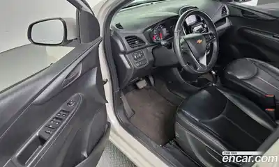 Chevrolet Spark 2016 1.0 автомат (гидро), миниатюра 11