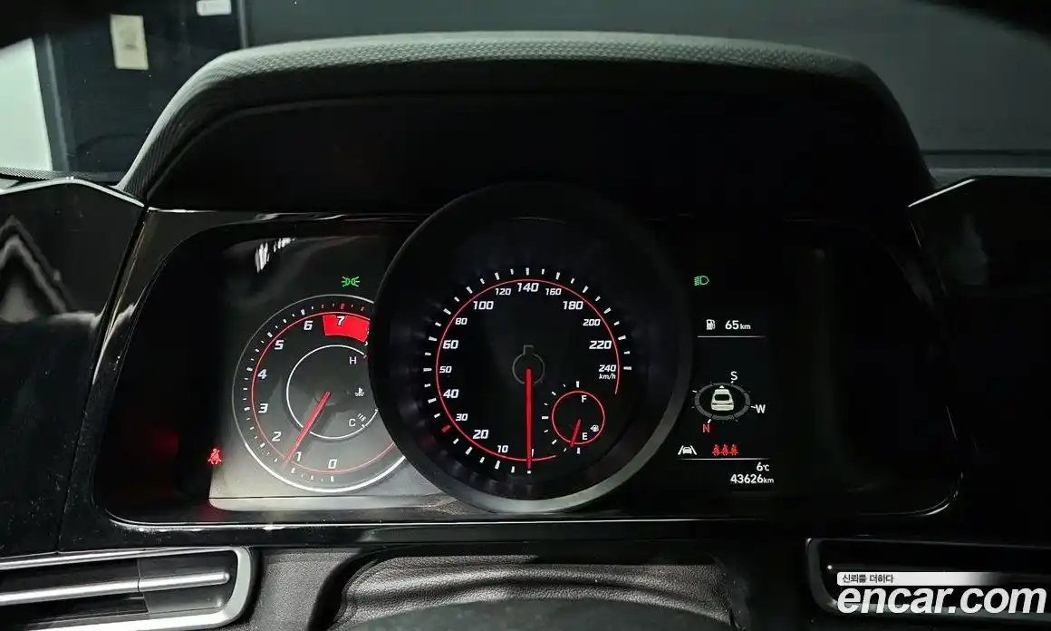 Hyundai Avante 2022 1.6 автомат (гидро), фото 8
