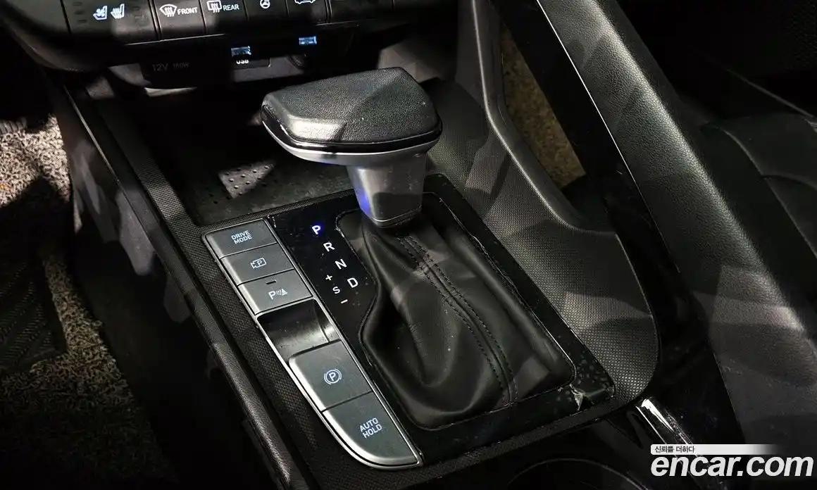 Hyundai Avante 2022 1.6 автомат (гидро), фото 9